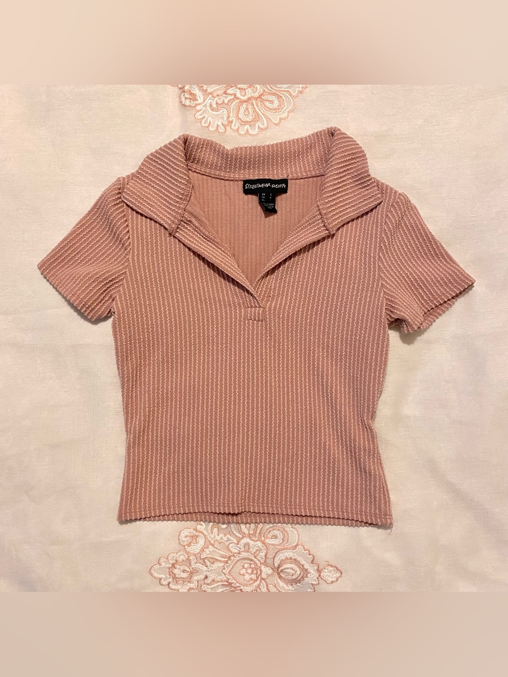 Streetwear Society Pink collared top